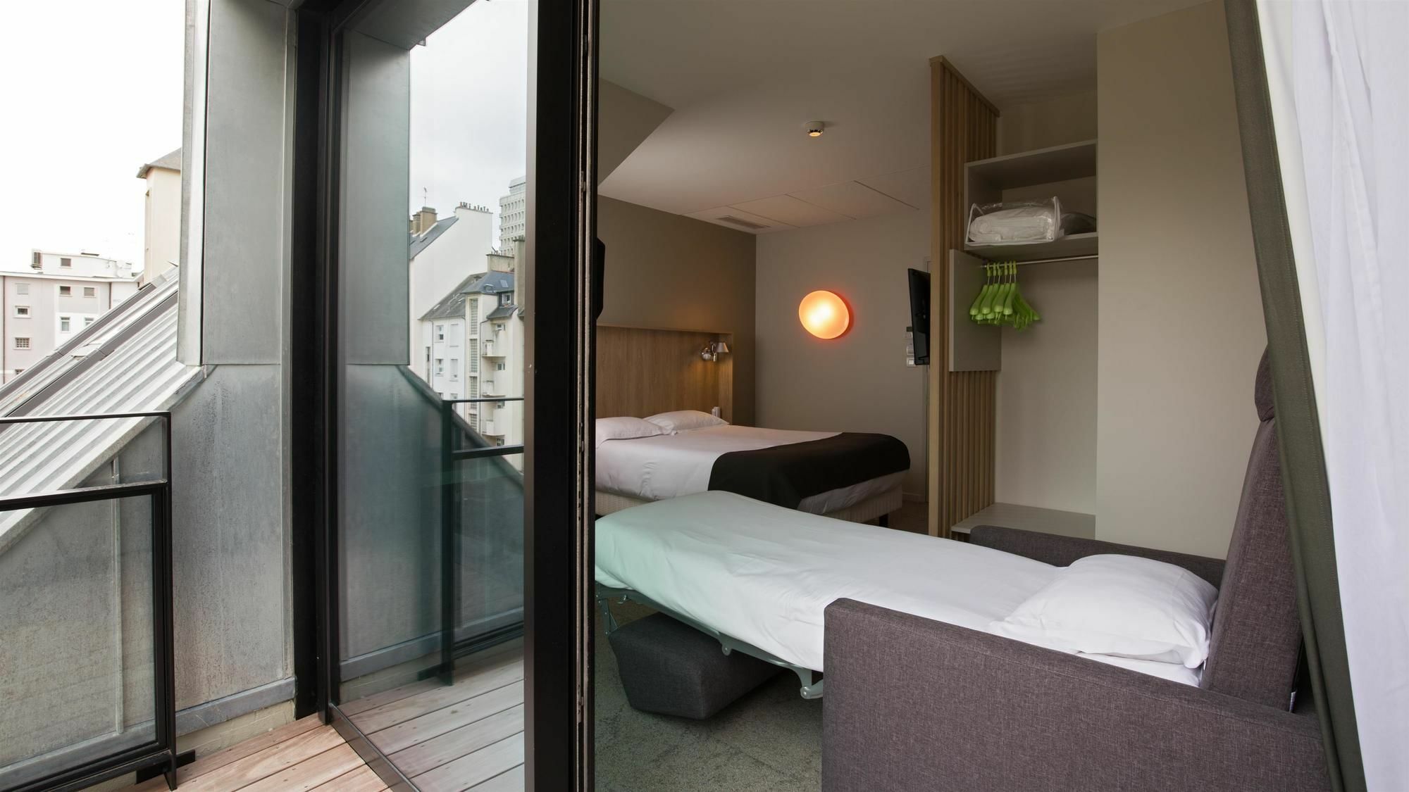 Campanile Rennes Centre - Gare Hotel Kültér fotó